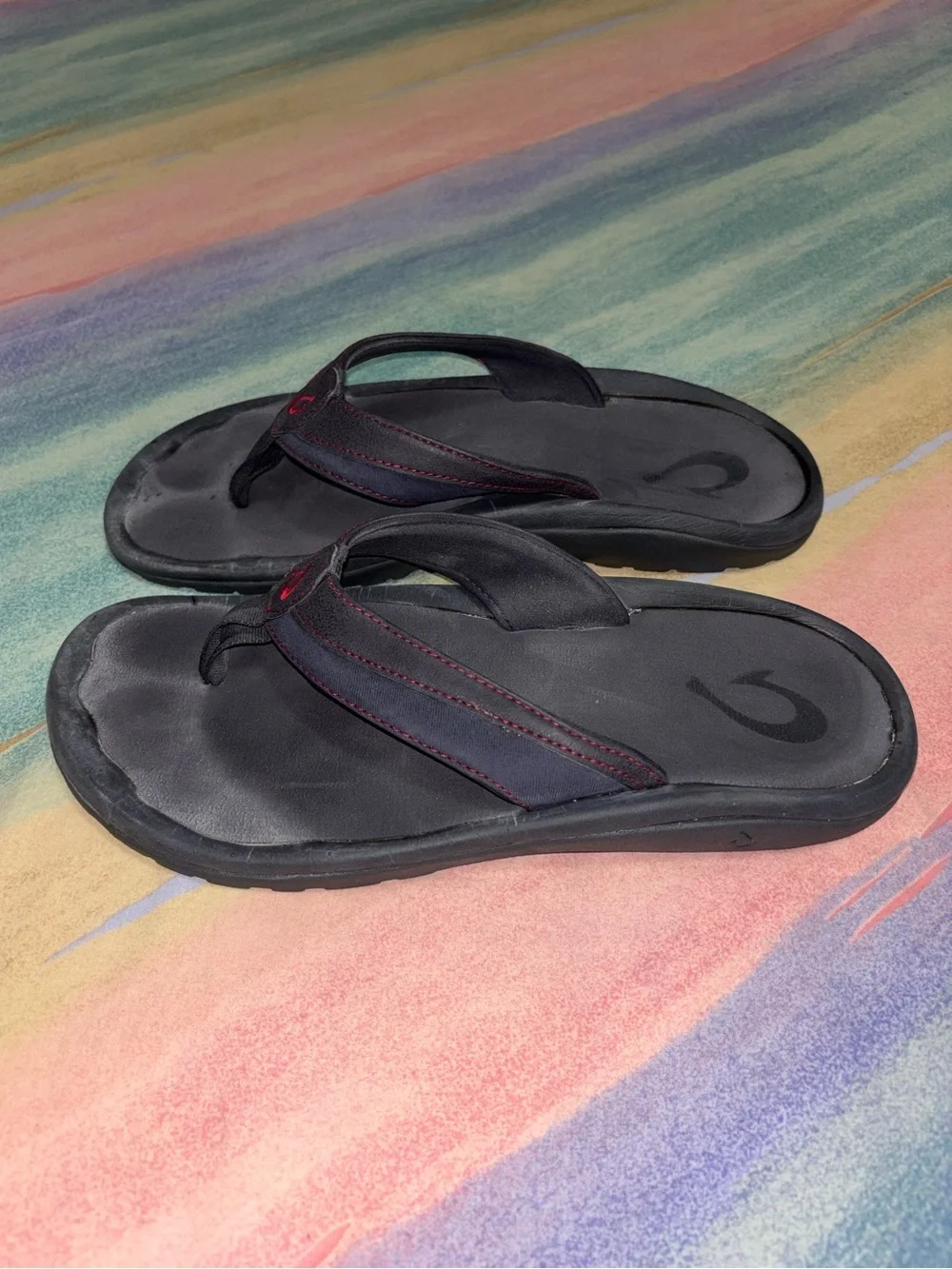 Olukai Ohana sandals black red Flip Flop Thong size 10.5